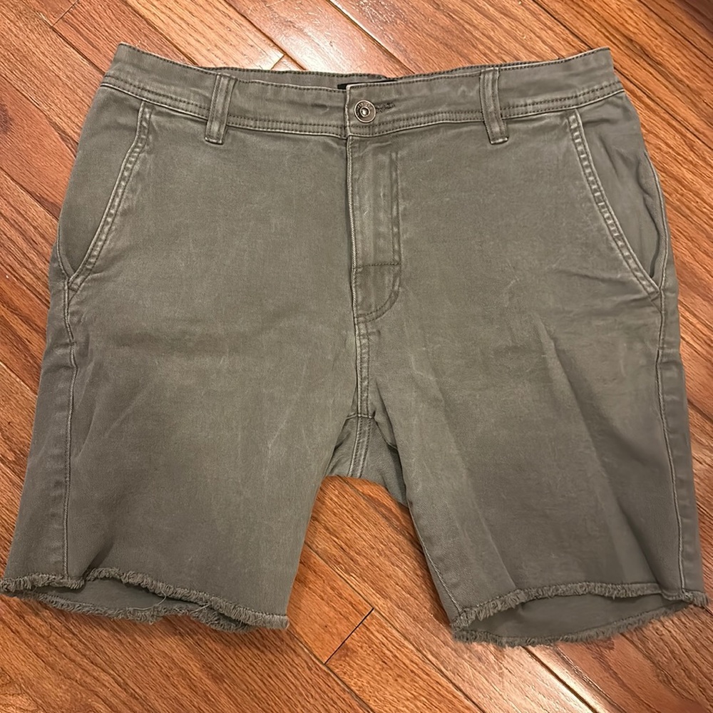 Cotton On | Raw Hem Chino Shorts - 32 waist